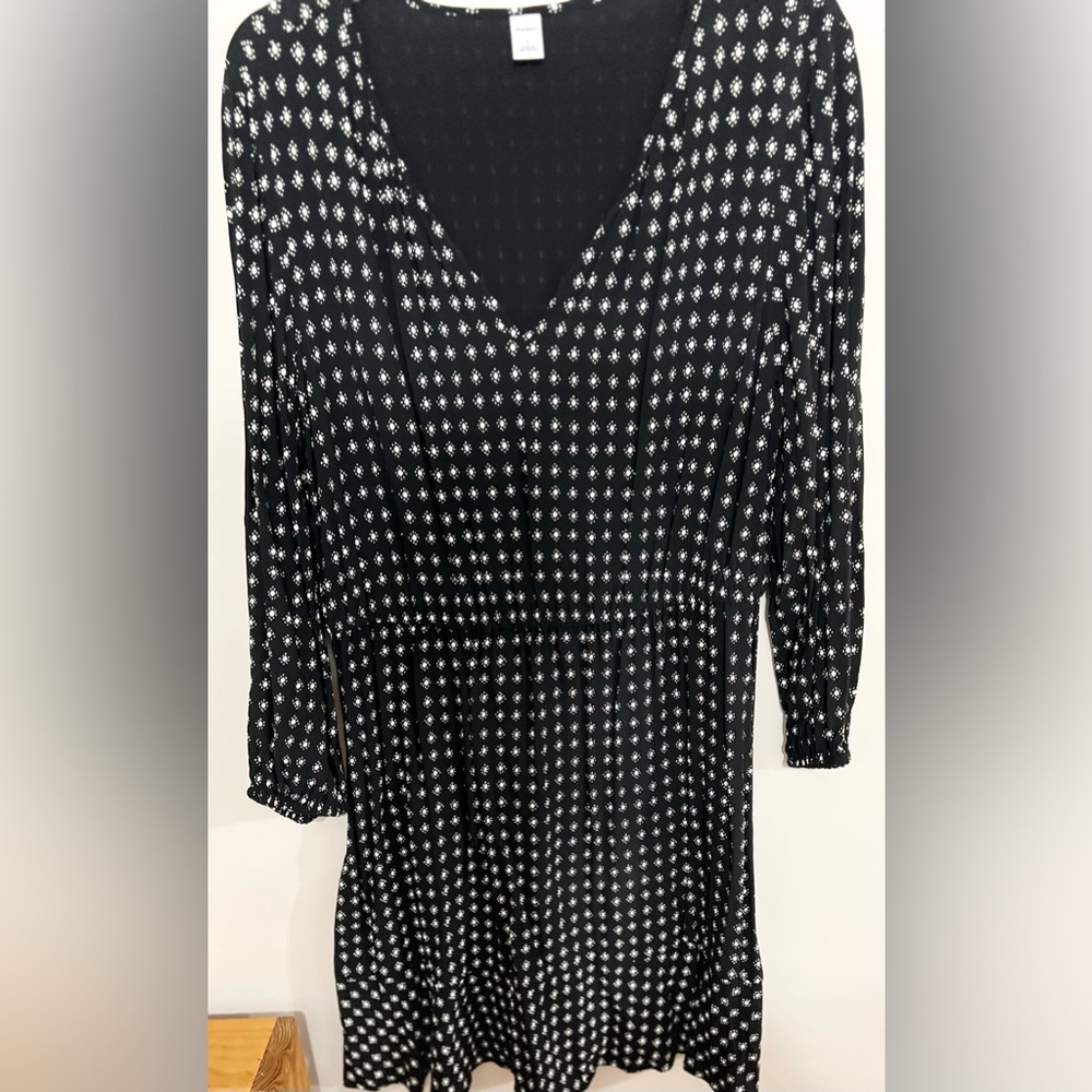 Old Navy Women's Fall Flowy Black & White Print Long Sleeve Peasant Dress Size L